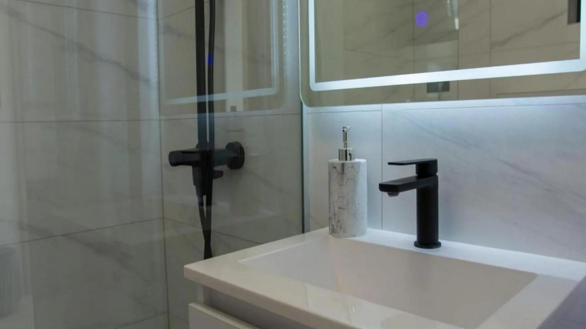Elegant Oasis Villa With Pool,Jacuzzi And Relaxing Area Kastel Novi Croatia