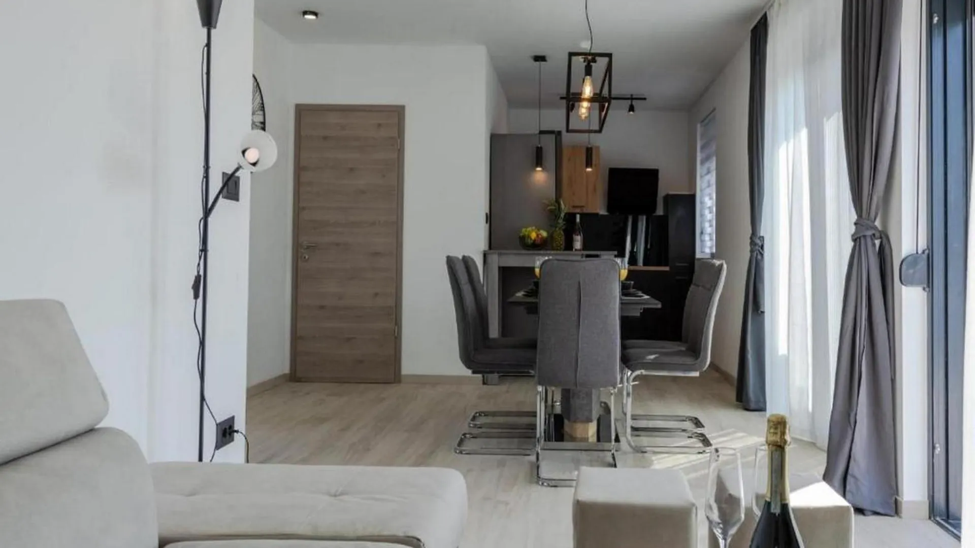 Elegant Oasis Villa With Pool,Jacuzzi And Relaxing Area Kastel Novi