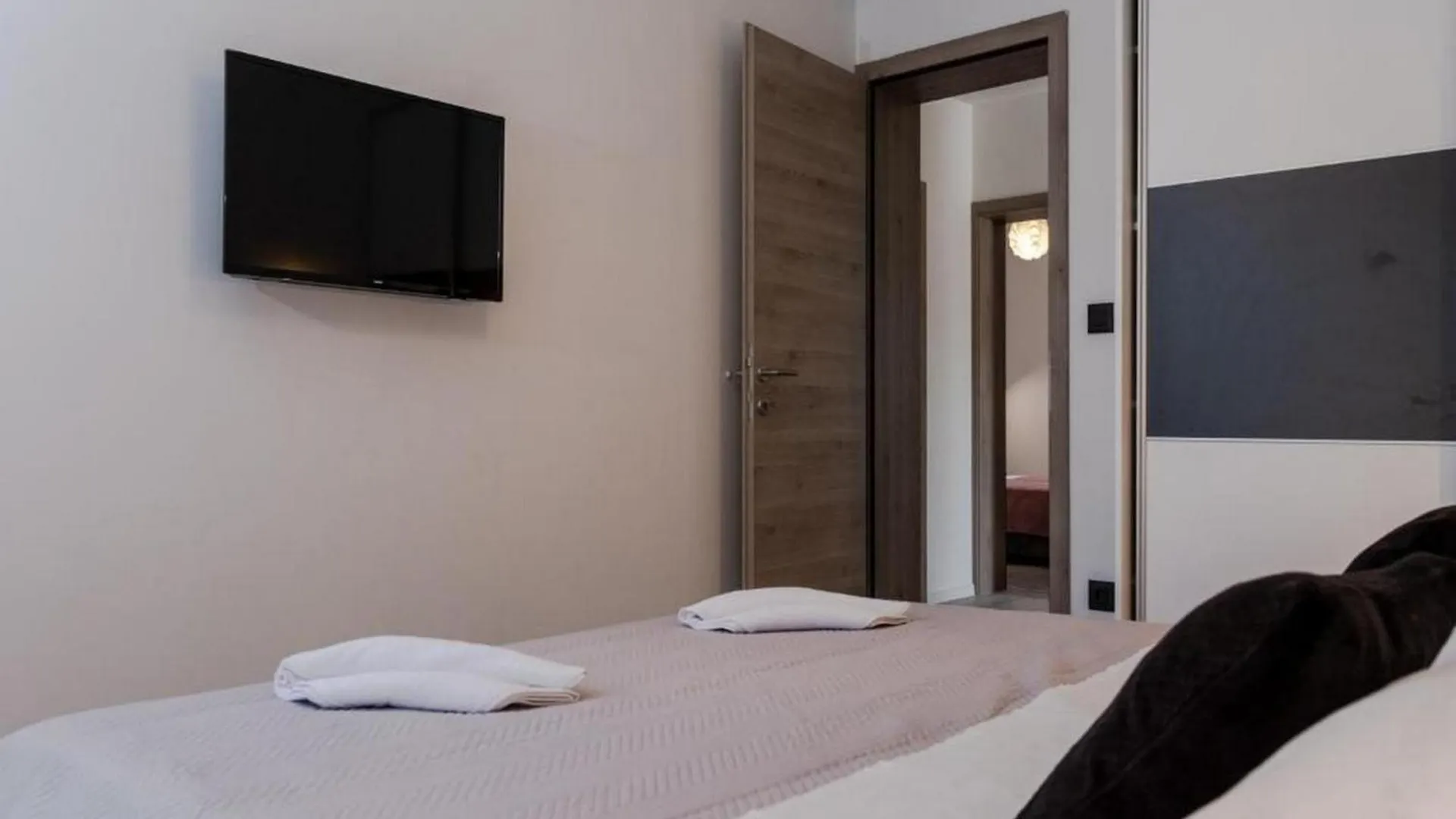 Elegant Oasis Villa With Pool,Jacuzzi And Relaxing Area Kastel Novi